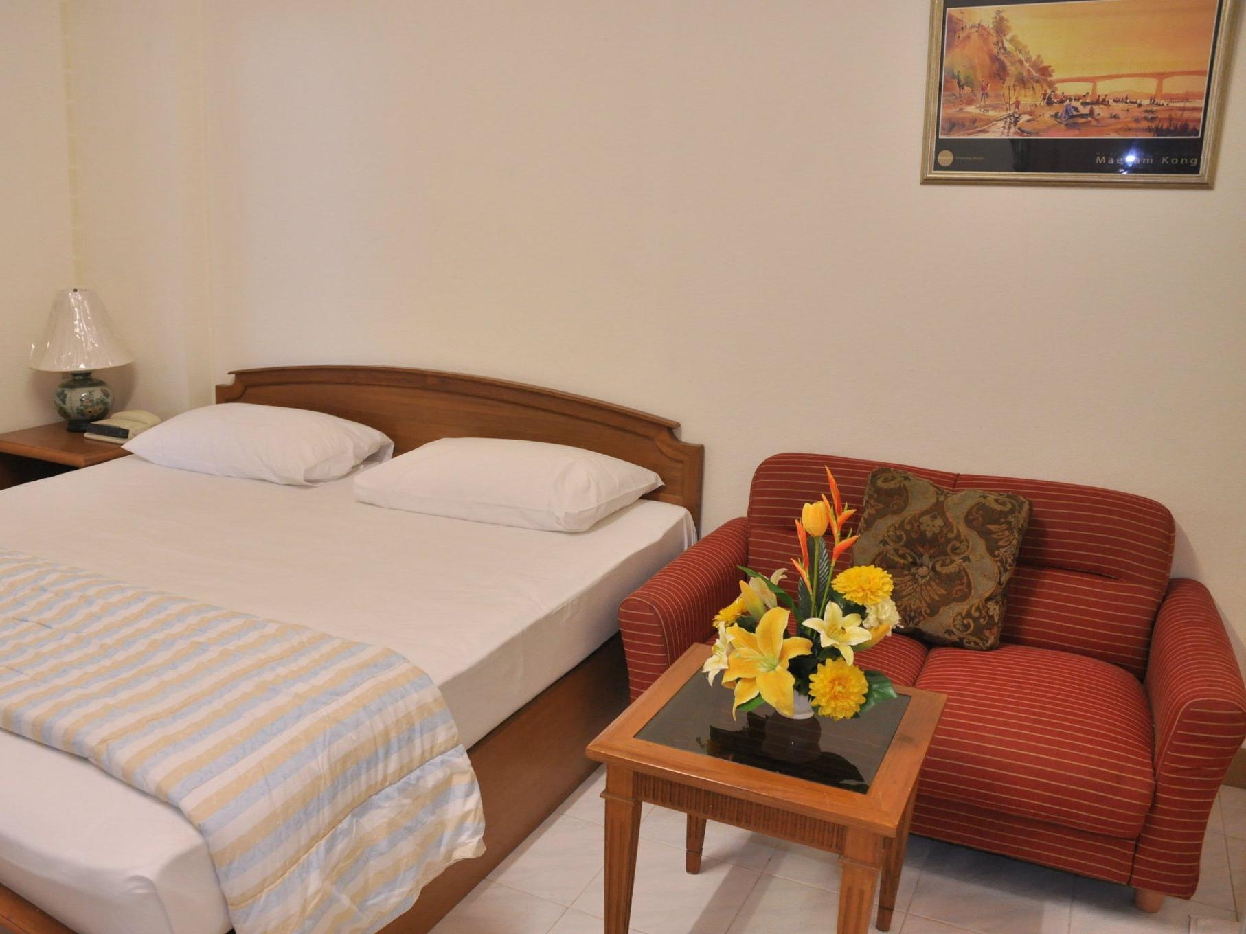 Phawana Sweet Hotel بانكوك المظهر الخارجي الصورة