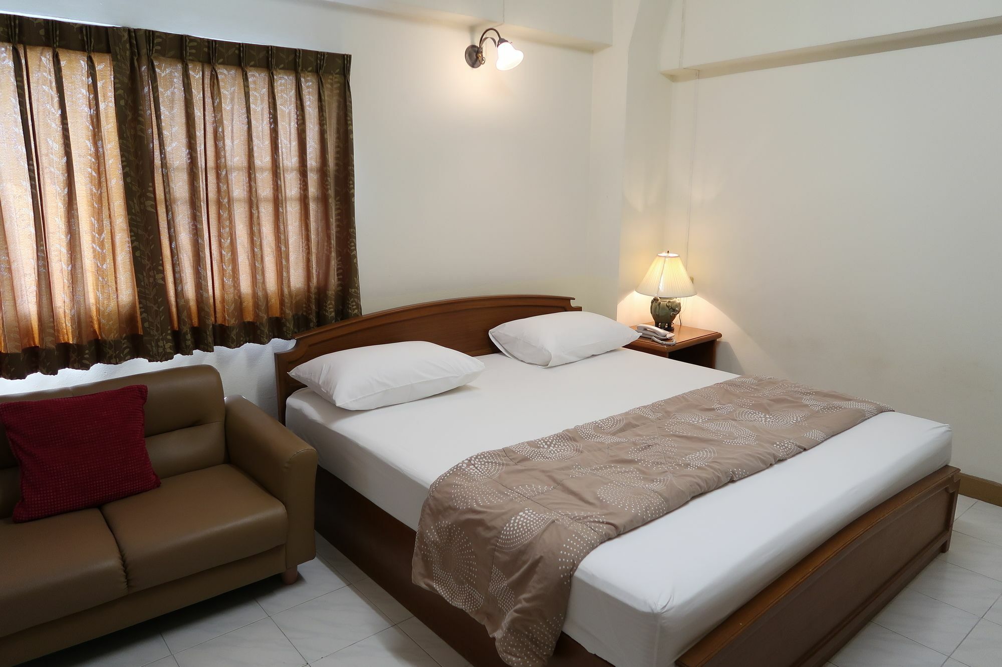 Phawana Sweet Hotel بانكوك المظهر الخارجي الصورة