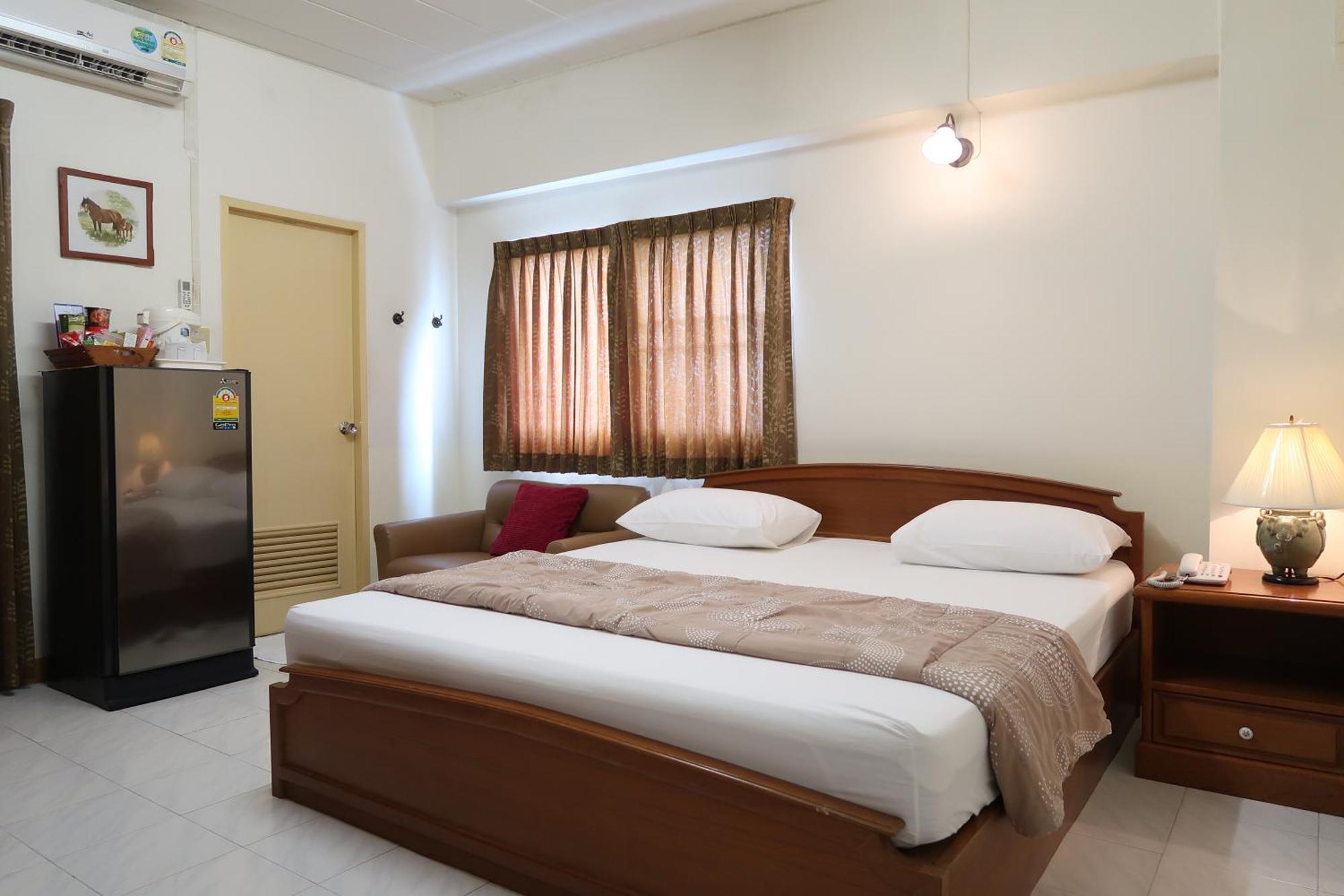 Phawana Sweet Hotel بانكوك المظهر الخارجي الصورة
